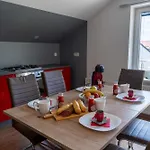 Ema Apartment *